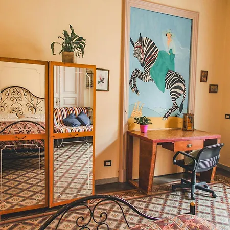 Casa Verdi - House Of Travelers-3
